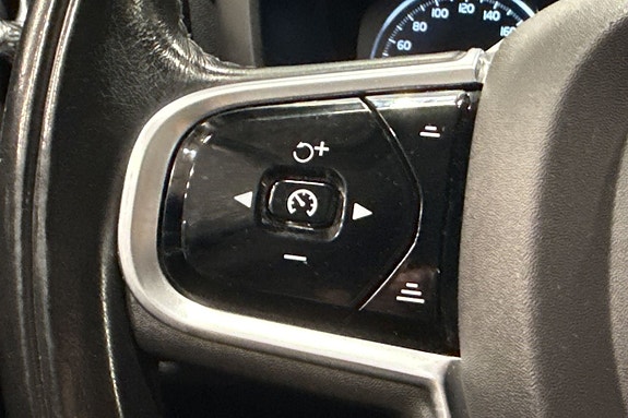 Volvo V60 12 of 25