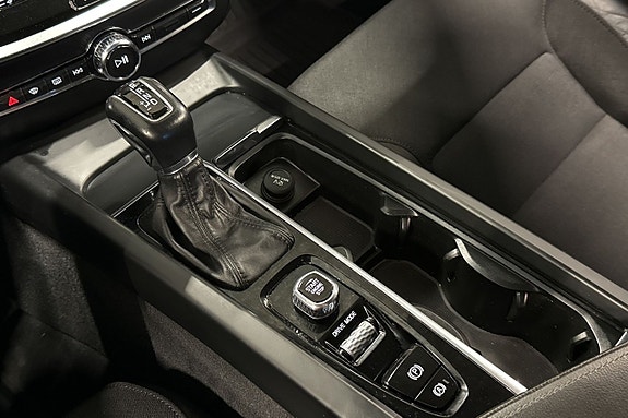 Volvo V60 18 of 25
