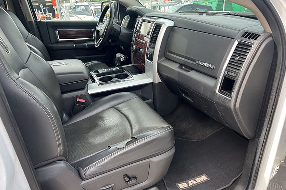 Dodge RAM 1500 12 of 30
