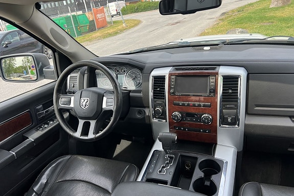 Dodge RAM 1500 10 of 30