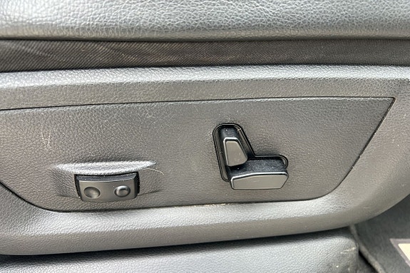 Dodge RAM 1500 14 of 30