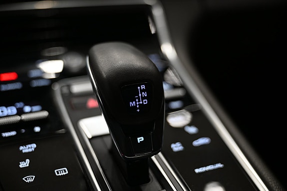 Porsche Panamera 4 22 of 30