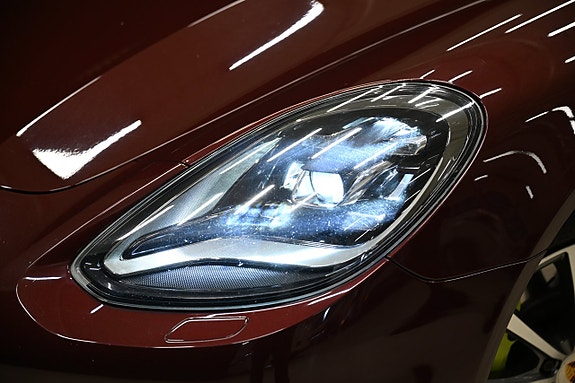 Porsche Panamera 4 12 of 30