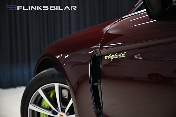 Porsche Panamera 4 9 of 30