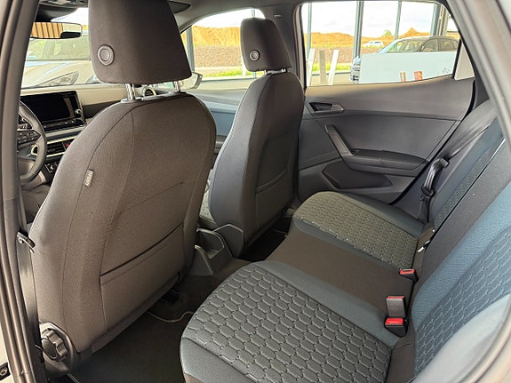 Seat Arona 7 of 7