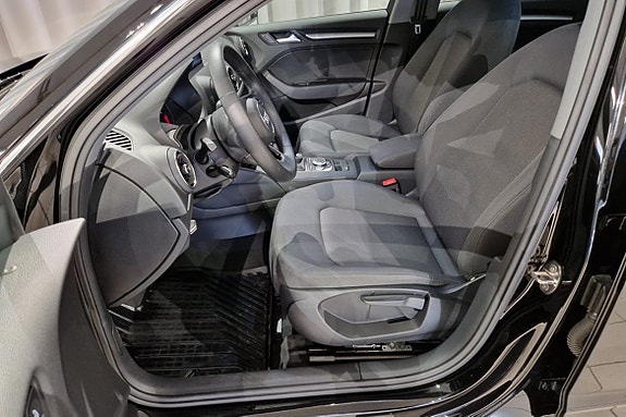 Audi A3 6 of 15