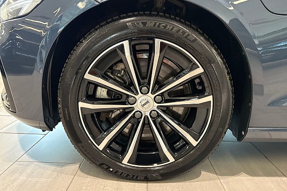 Volvo V60 16 of 30