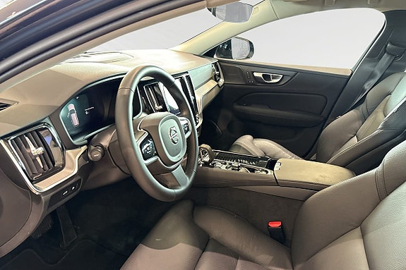 Volvo V60 7 of 30