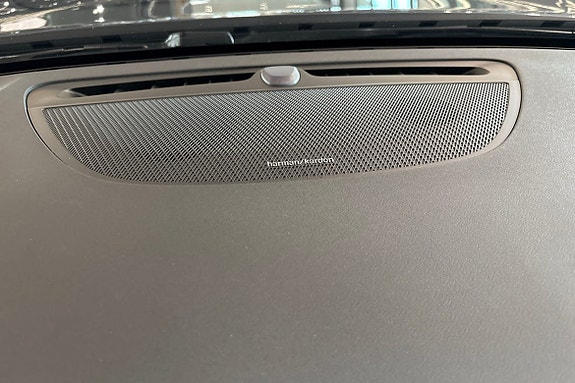 Volvo V60 22 of 30