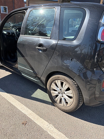 Citroen C3 Picasso 3 of 5