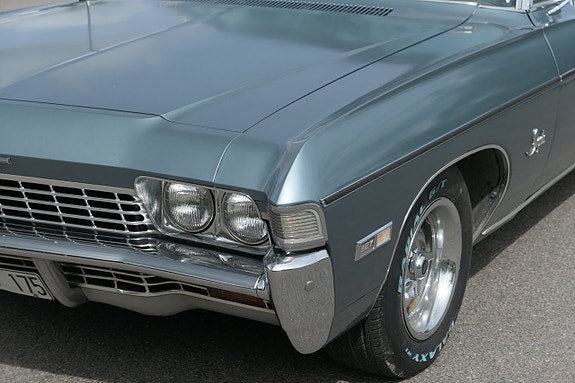 Chevrolet Impala 4 of 5