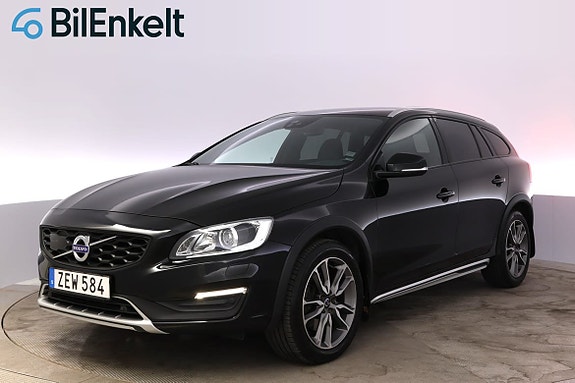 Volvo V60 Cross Country 4 of 5
