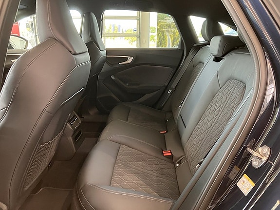 Audi A5 7 of 13