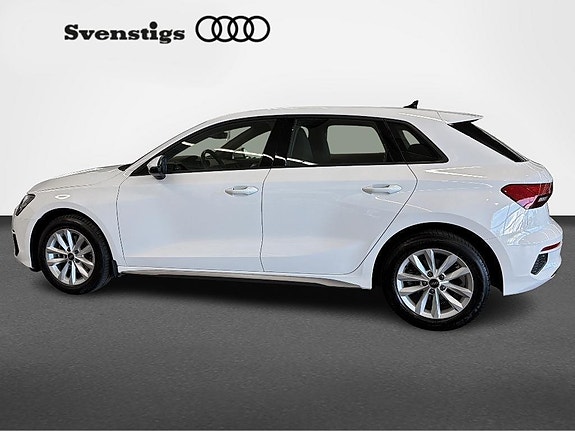 Audi A3 4 of 5