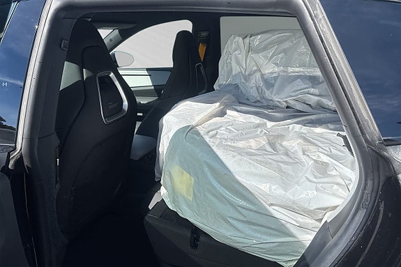 Polestar 4 7 of 10