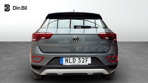 Volkswagen T-Roc 5 of 5