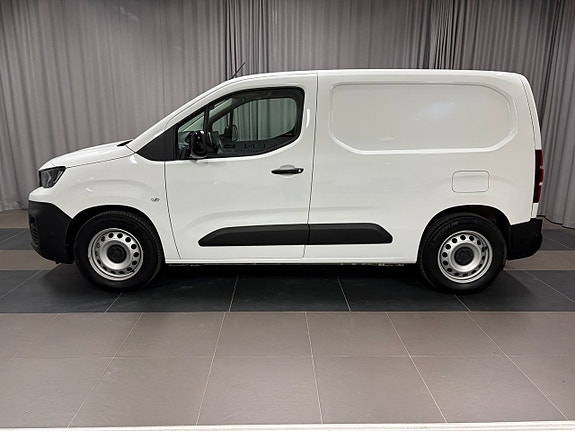 Peugeot e-Partner 3 of 5