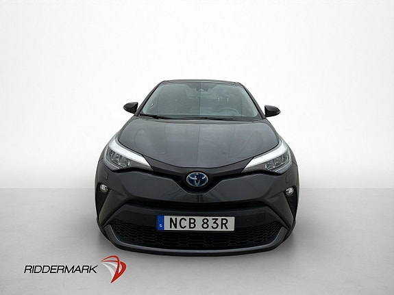 Toyota C-HR 2 of 5