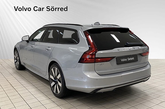 Volvo V90 4 of 15