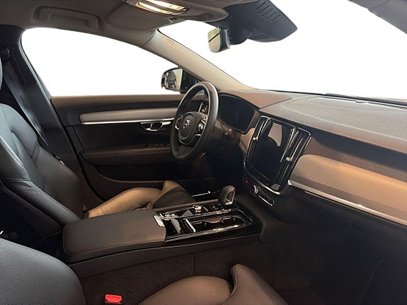 Volvo V90 11 of 22