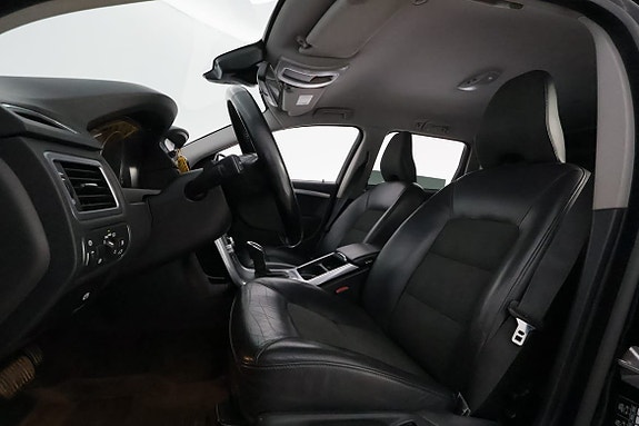 Volvo V70 10 of 27