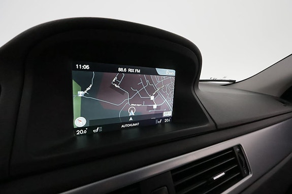 Volvo V70 22 of 27