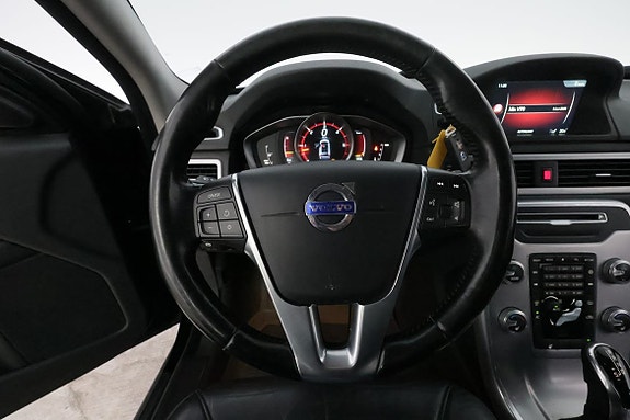 Volvo V70 14 of 27