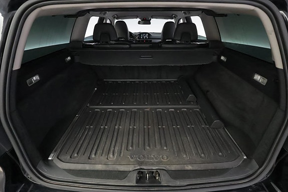 Volvo V70 8 of 27