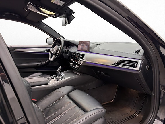 BMW 530e 28 of 30