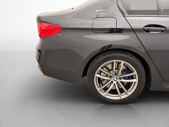 BMW 530e 30 of 30
