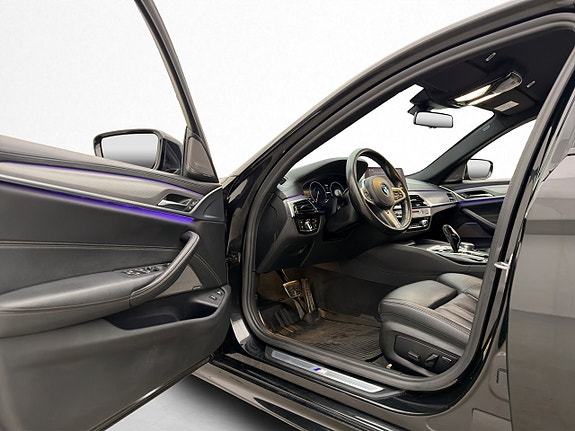 BMW 530e 10 of 30