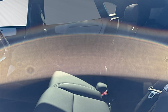 Polestar 4 8 of 11
