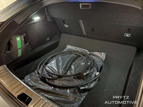 Polestar 4 17 of 21