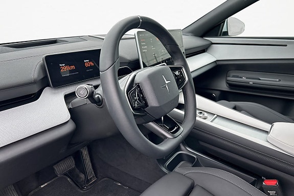 Polestar 4 11 of 18