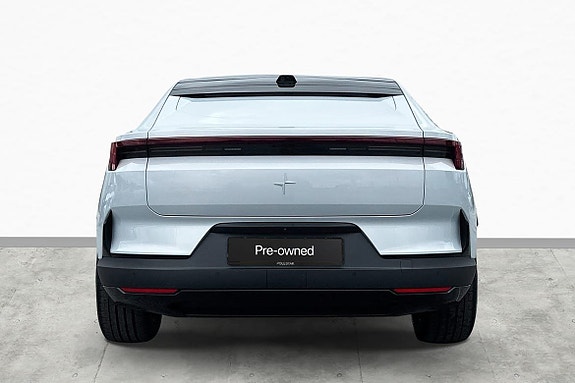 Polestar 4 5 of 18