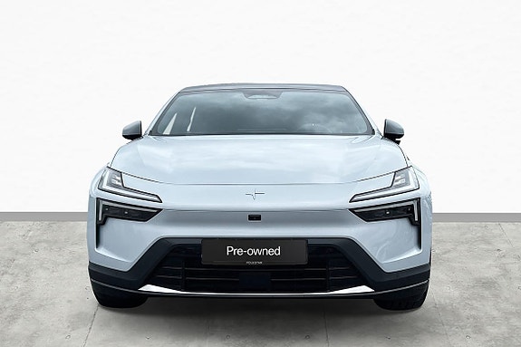 Polestar 4 3 of 18