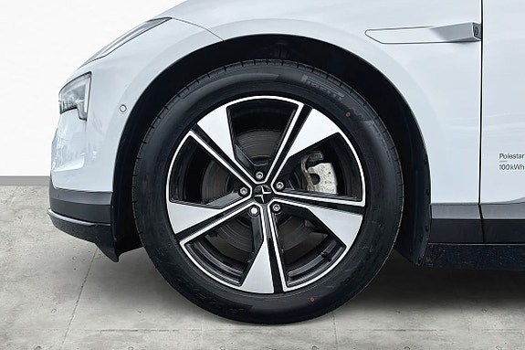 Polestar 4 6 of 18
