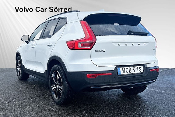 Volvo XC40 4 of 11