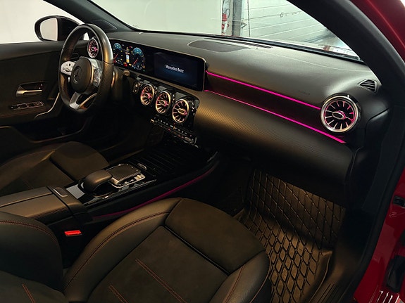 Mercedes-Benz A200 5 of 5