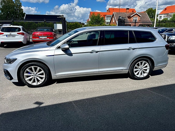 Volkswagen Passat 4 of 5