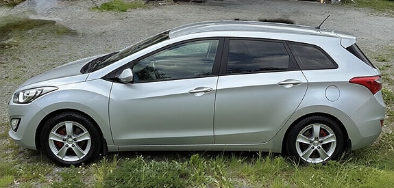 Hyundai i30 4 of 5