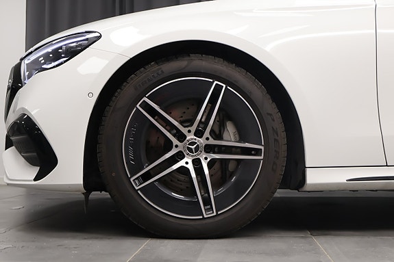 Mercedes-Benz E220 d 5 of 5