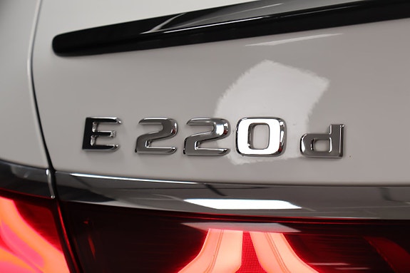 Mercedes-Benz E220 d 14 of 30