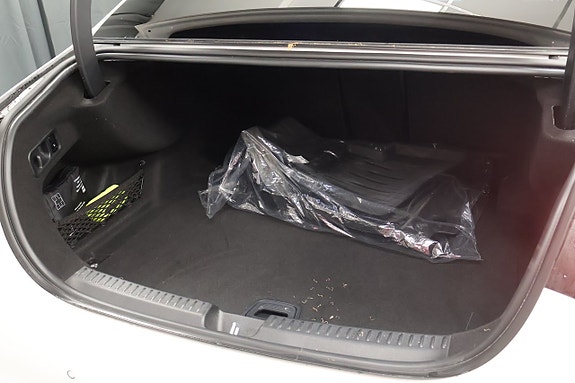 Mercedes-Benz E220 d 29 of 30