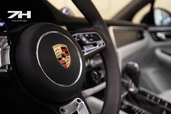 Porsche Macan GTS 10 of 25