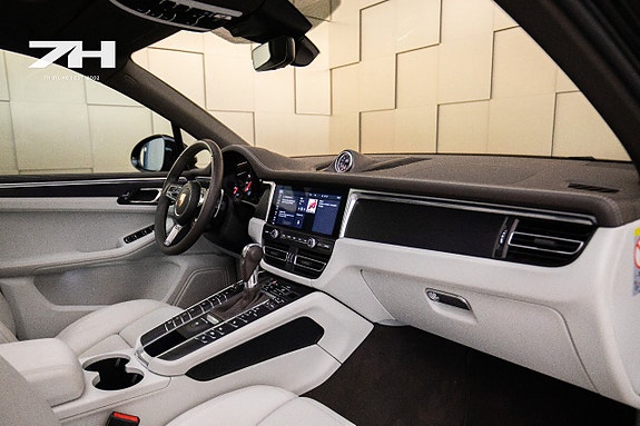 Porsche Macan GTS 15 of 25