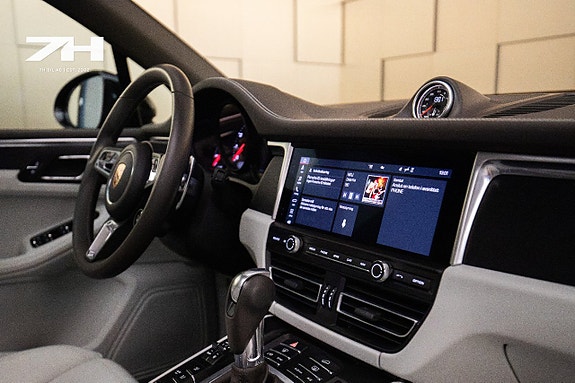 Porsche Macan GTS 16 of 25