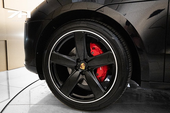 Porsche Macan GTS 25 of 25