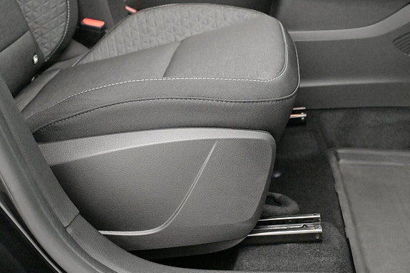 Renault Captur 14 of 27