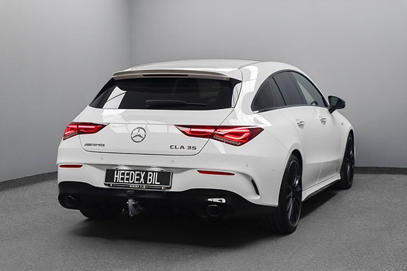 Mercedes-Benz CLA35 7 of 26